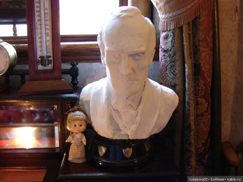 Шерлок Холмс и его маленькая помощница