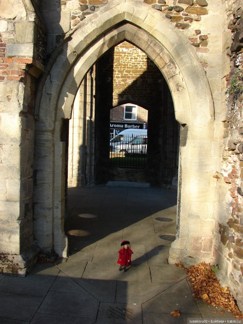 Соня и Аня знакомятся с Англией