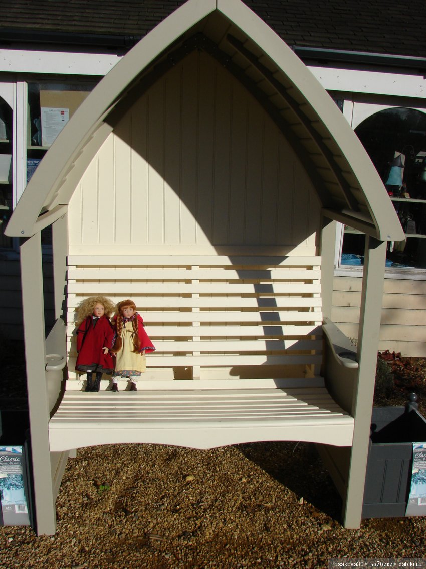 Соня и Аня знакомятся с Англией