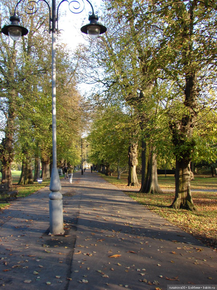 Соня и Аня знакомятся с Англией