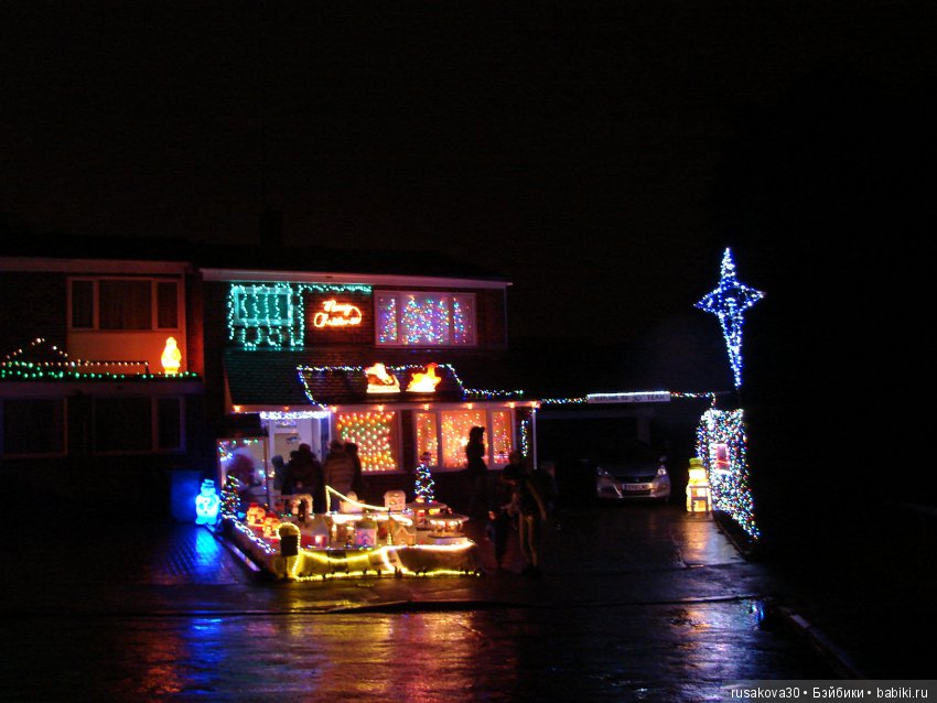 Рождественские уличные украшения (фото 8)