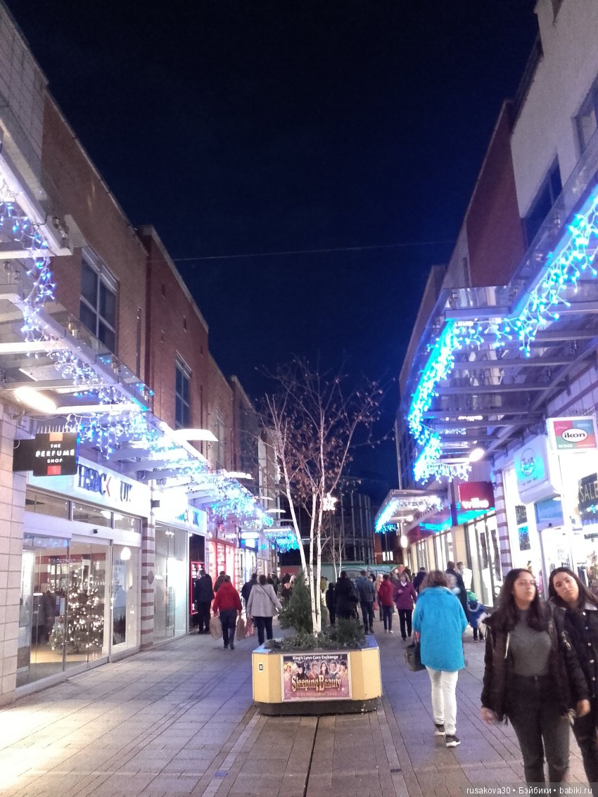 Рождественские уличные украшения (фото 3)