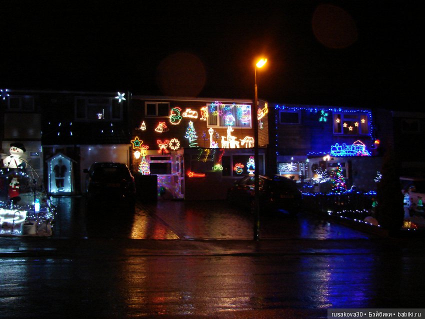 Рождественские уличные украшения (фото 9)