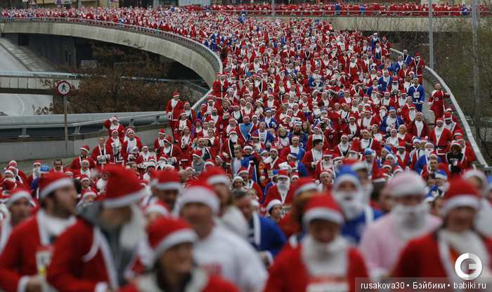 Куклы в рождественских нарядах (фото 5)