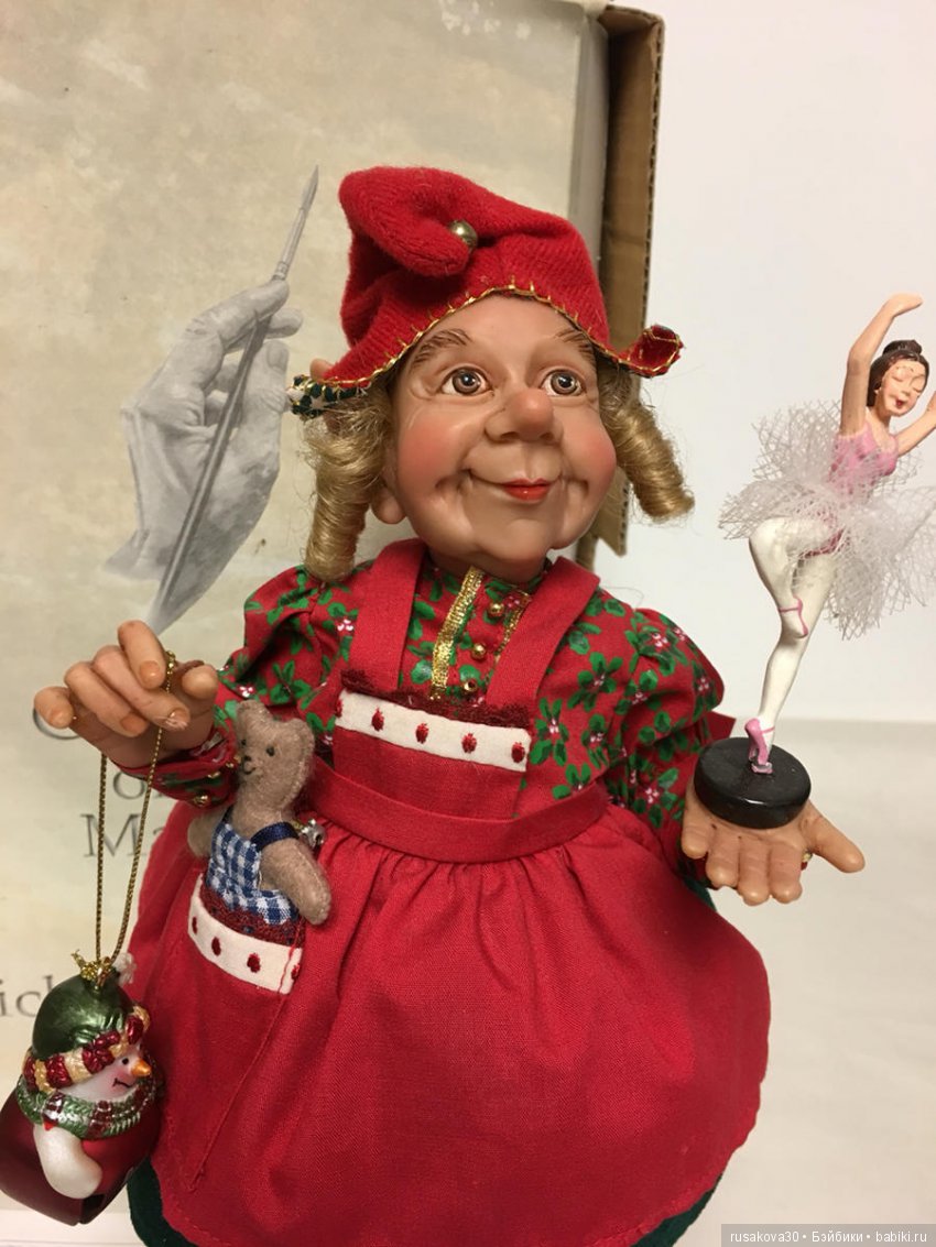 Куклы в рождественских нарядах
