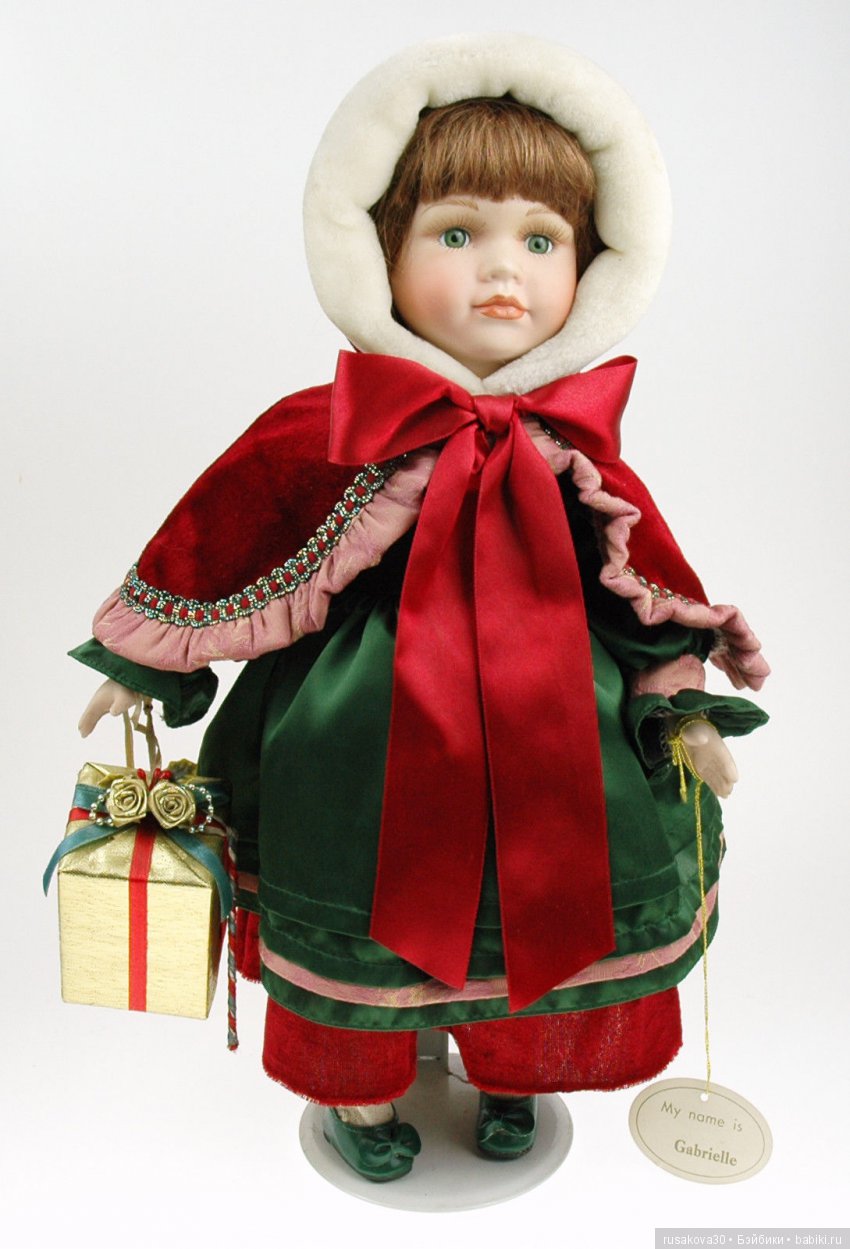 Куклы в рождественских нарядах