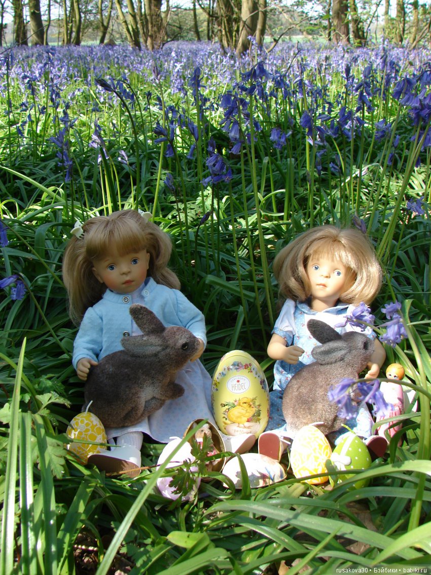К Пасхе готовы — Куклы Маша и Медведь (Simba): Маша в кармашке