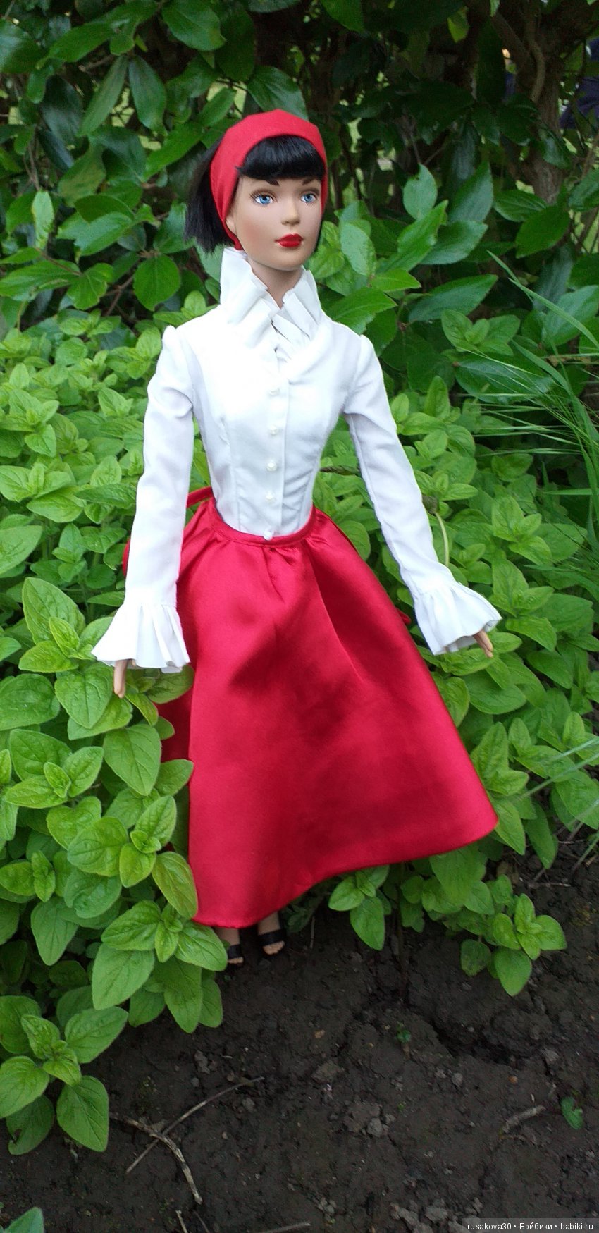 Незнакомка от Роберта Тоннера (фото 10)