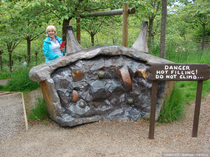 Сады замка Алник Alnwick Castle (фото 9)
