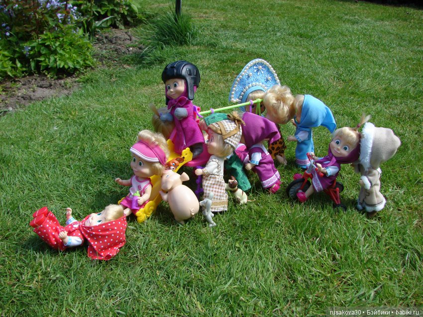 Одну Машку беру, на вторую смотрю, а третья, четвертая мерещатся (фото 2)