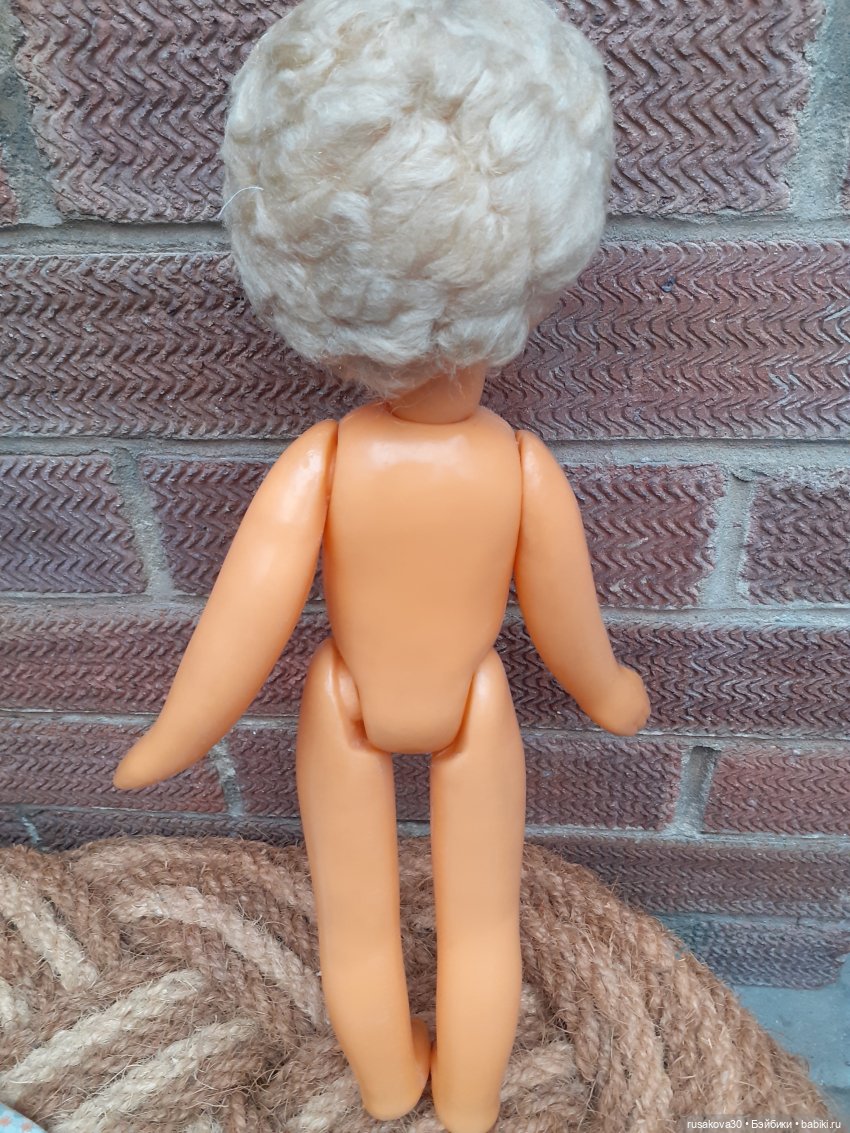 Кукла горьковской фабрики игрушек «Мир».Спасибо всем за помощь