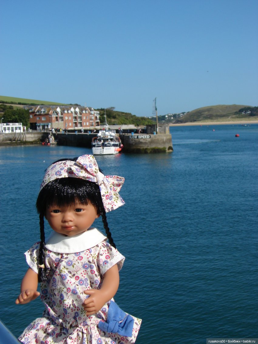 Путешествуем с куклами — Куклы Маша и Медведь (Simba): Маша в кармашке