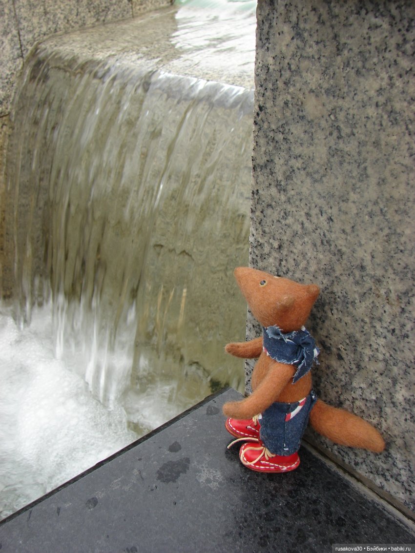 Путешествуем с куклами — Куклы Маша и Медведь (Simba): Маша в кармашке