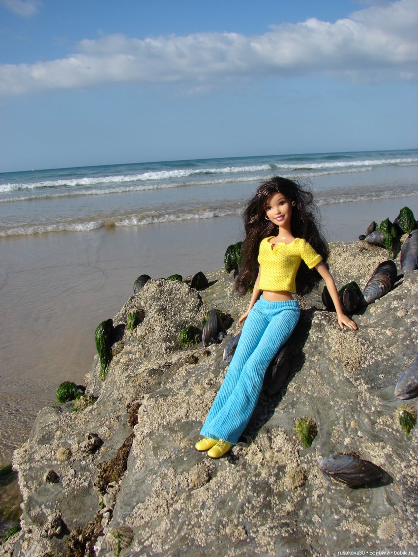 Путешествуем с куклами — Куклы Маша и Медведь (Simba): Маша в кармашке