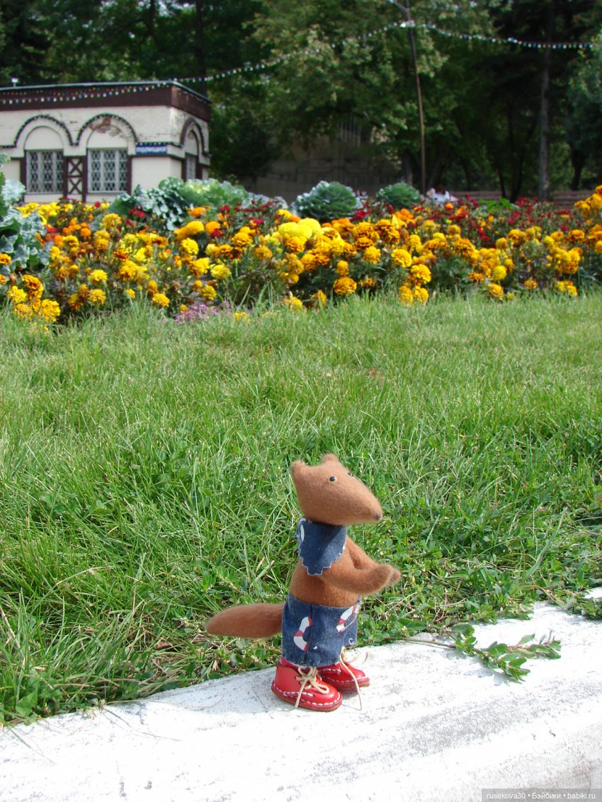 Путешествуем с куклами — Куклы Маша и Медведь (Simba): Маша в кармашке