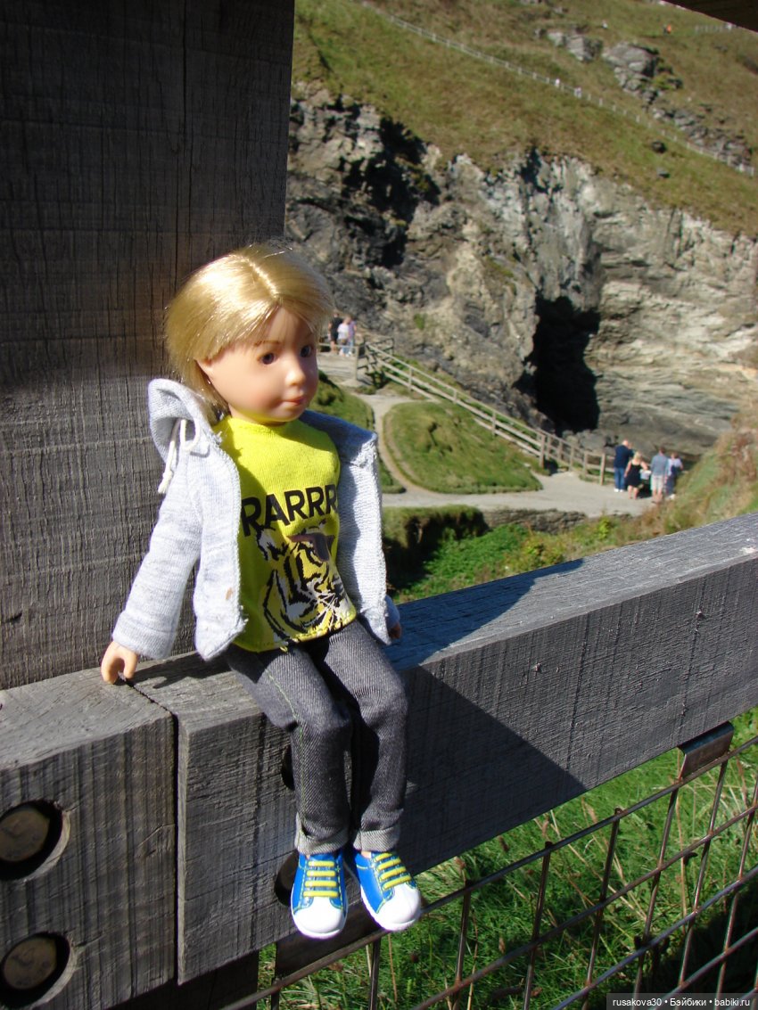 Путешествуем с куклами — Куклы Маша и Медведь (Simba): Маша в кармашке