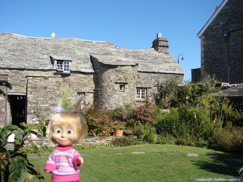 Путешествуем с куклами — Куклы Маша и Медведь (Simba): Маша в кармашке