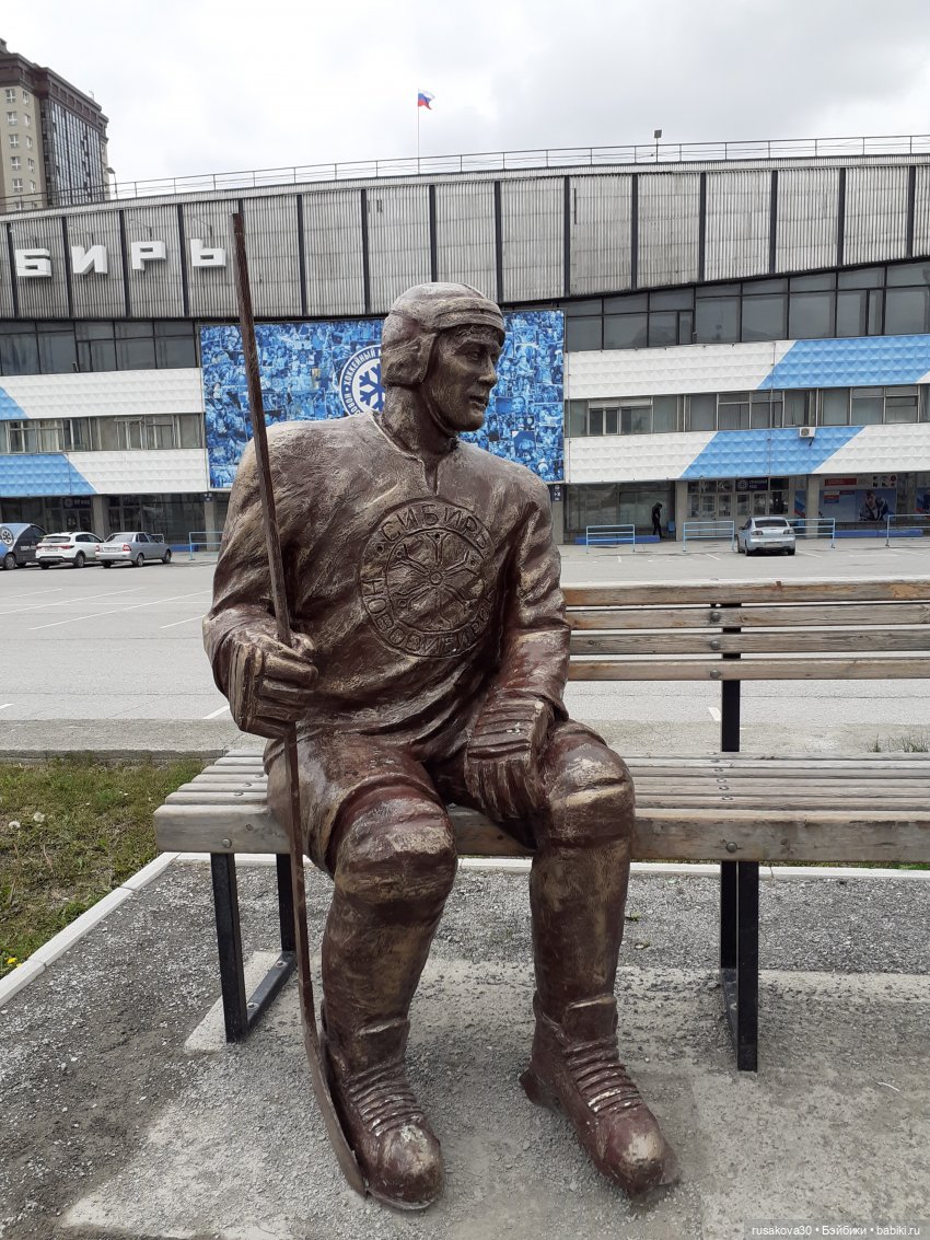 Рыжики продолжают знакомится с Новосибирском