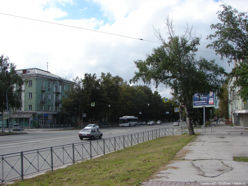 Рыжики продолжают знакомится с Новосибирском