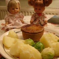 Рыжики и классический рецепт английского мясного пирога