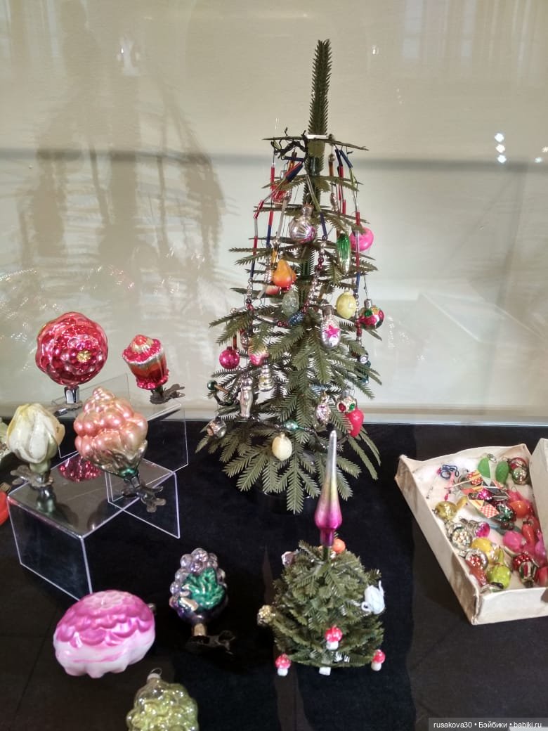 Новосибирск выставка «Когда елка была большой»