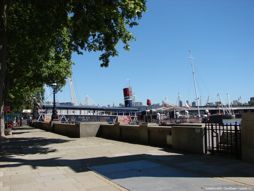 Людвиг, Нильс и дисней принцессы осматривают Лондон