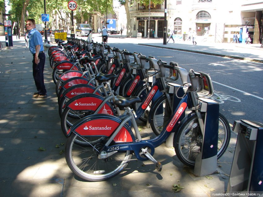 Людвиг, Нильс и дисней принцессы осматривают Лондон