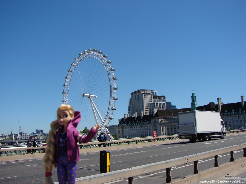 Людвиг, Нильс и дисней принцессы осматривают Лондон