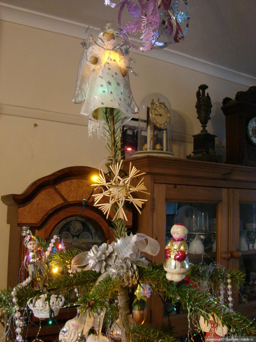 Новогодние поздравления от товарищей в красных колпачках (фото 10)