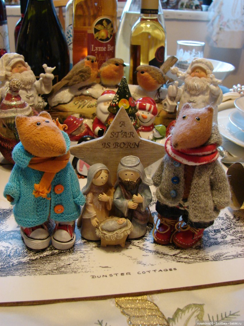 Новогодние поздравления от товарищей в красных колпачках (фото 3)