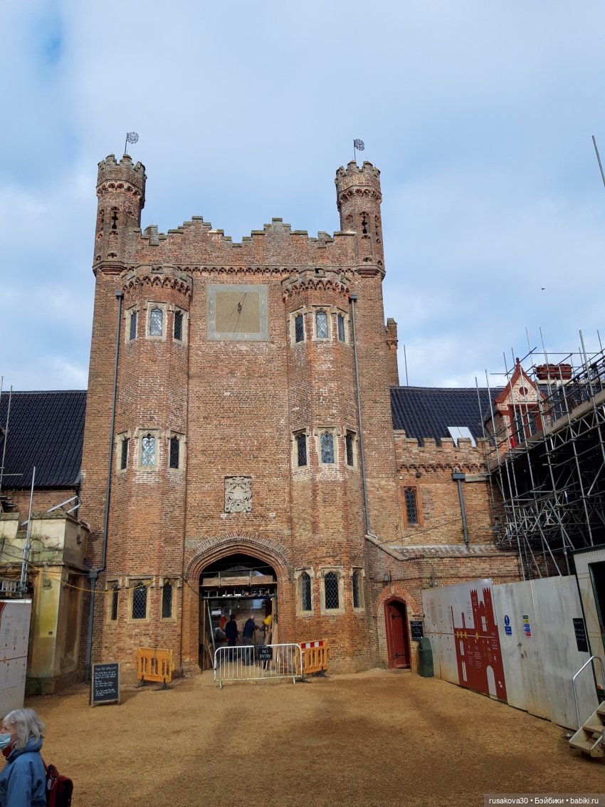 Прогулка по Оксбр-холлу (Oxburgh Hall) (фото 2)