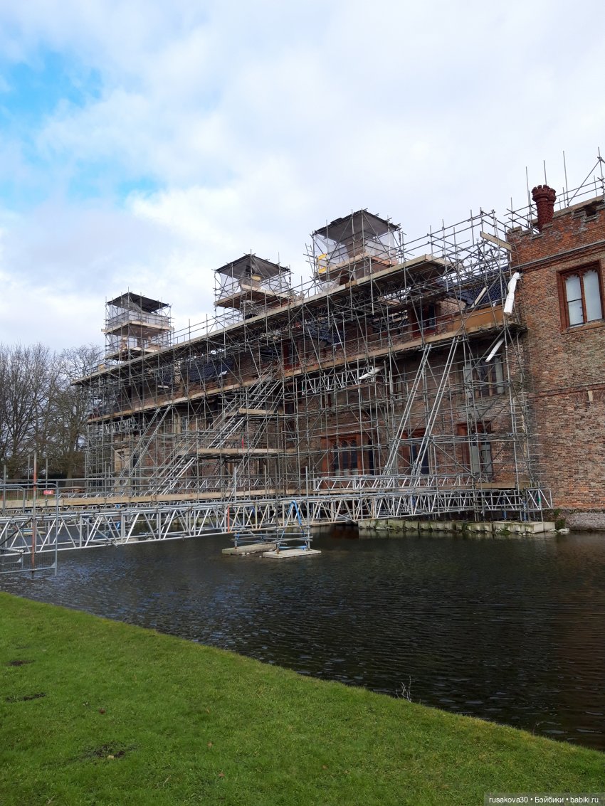 Прогулка по Оксбр-холлу (Oxburgh Hall) (фото 4)