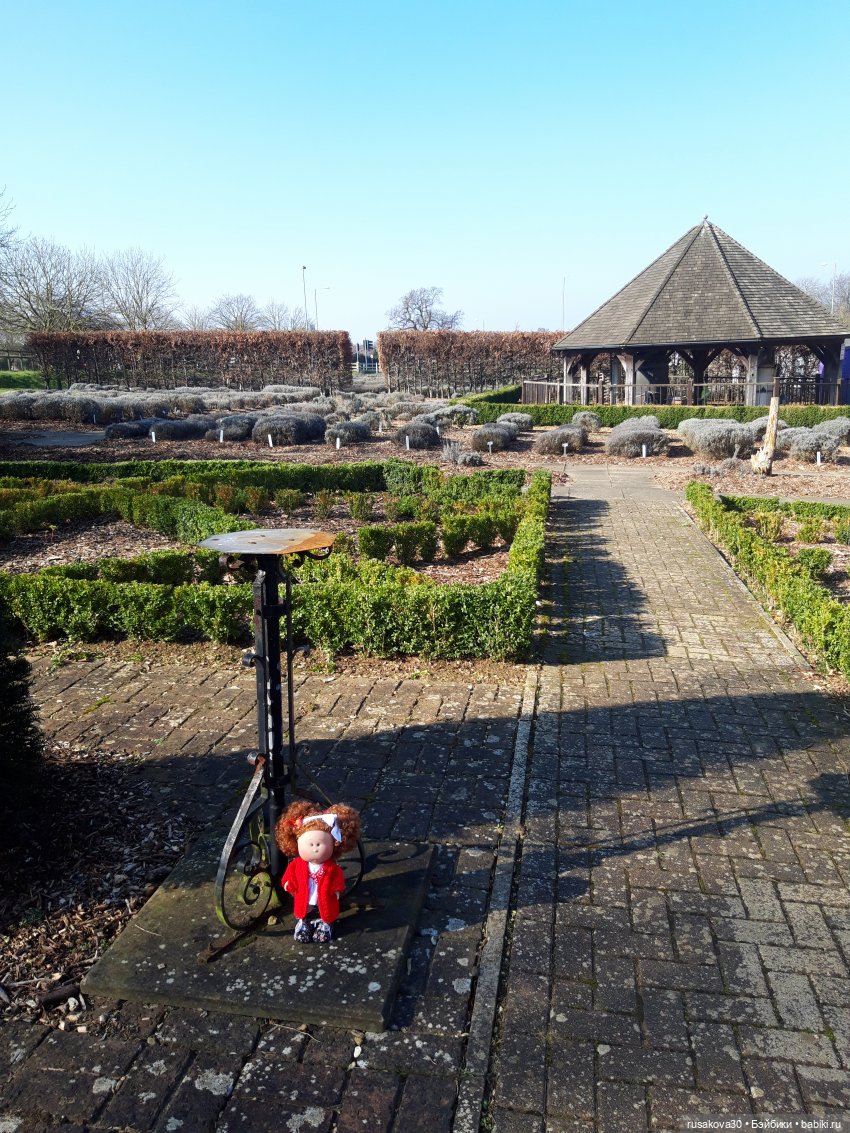 Рыжик Мийка путешествует — Куклы Nines d'Onil (Нинес): Миа (Mia) (фото 3)