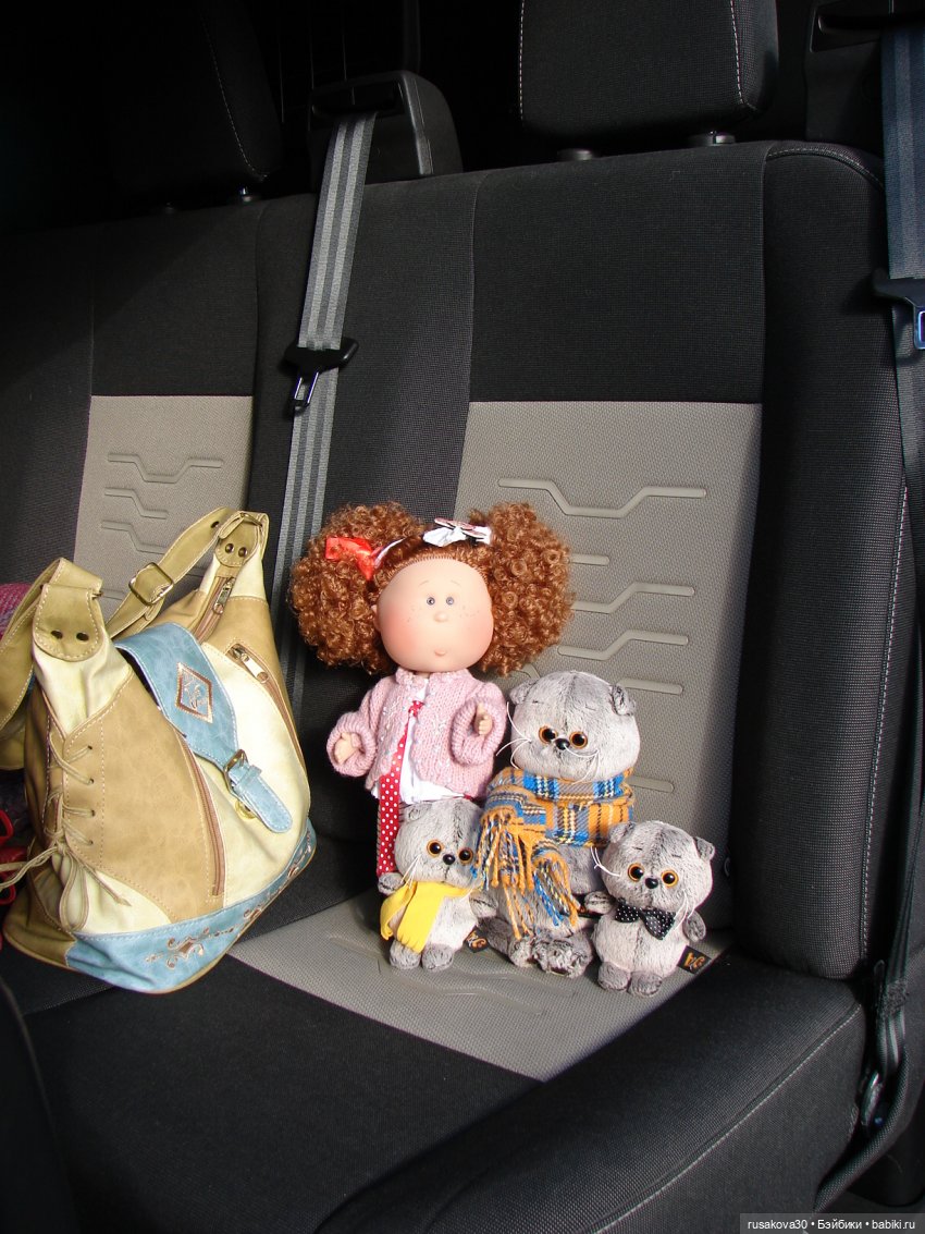 Рыжик Мийка путешествует — Куклы Nines d'Onil (Нинес): Миа (Mia)