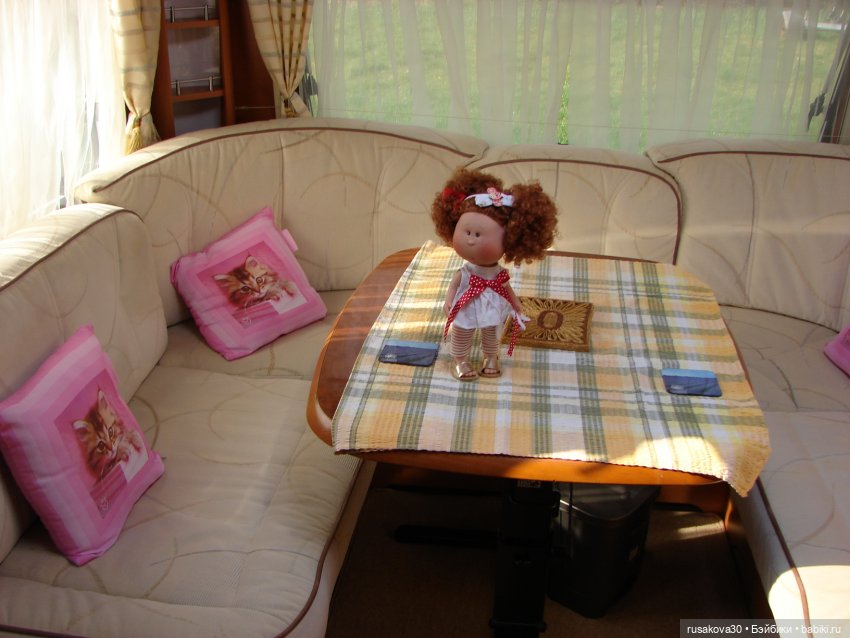 Рыжик Мийка путешествует — Куклы Nines d'Onil (Нинес): Миа (Mia)