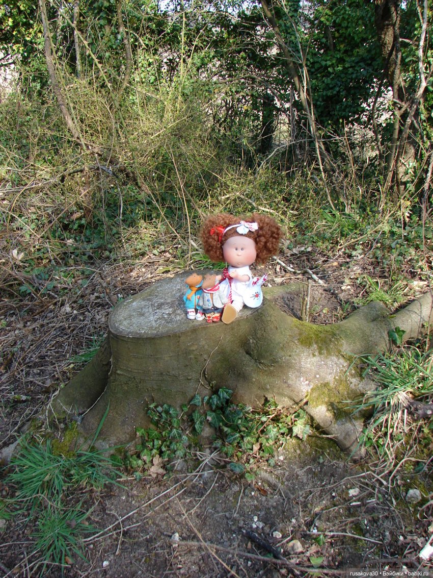 Рыжик Мийка путешествует — Куклы Nines d'Onil (Нинес): Миа (Mia)