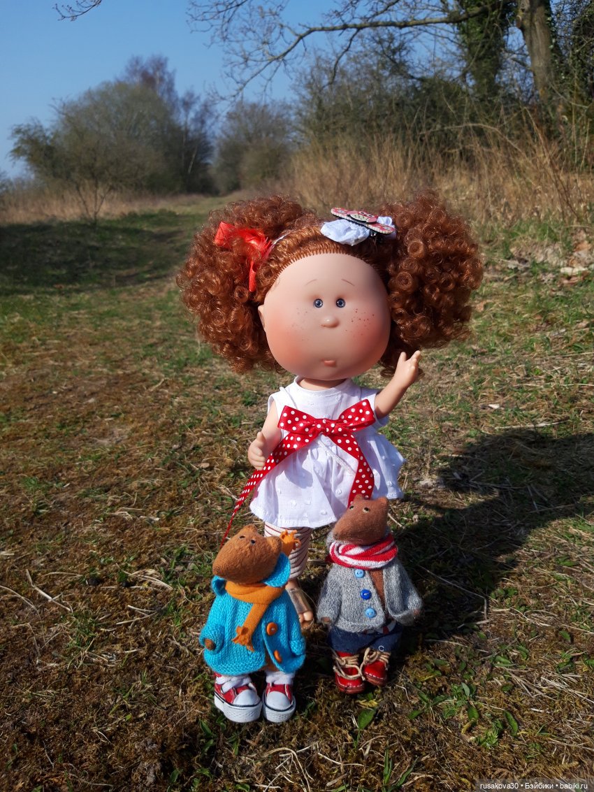 Рыжик Мийка путешествует — Куклы Nines d'Onil (Нинес): Миа (Mia)