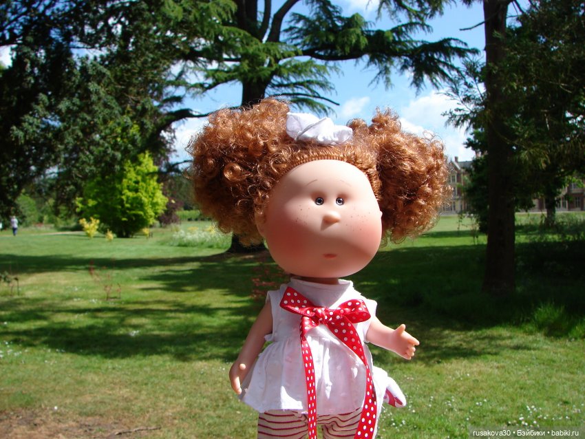 Мийка и Мио в загородном поместье королевы (фото 7)