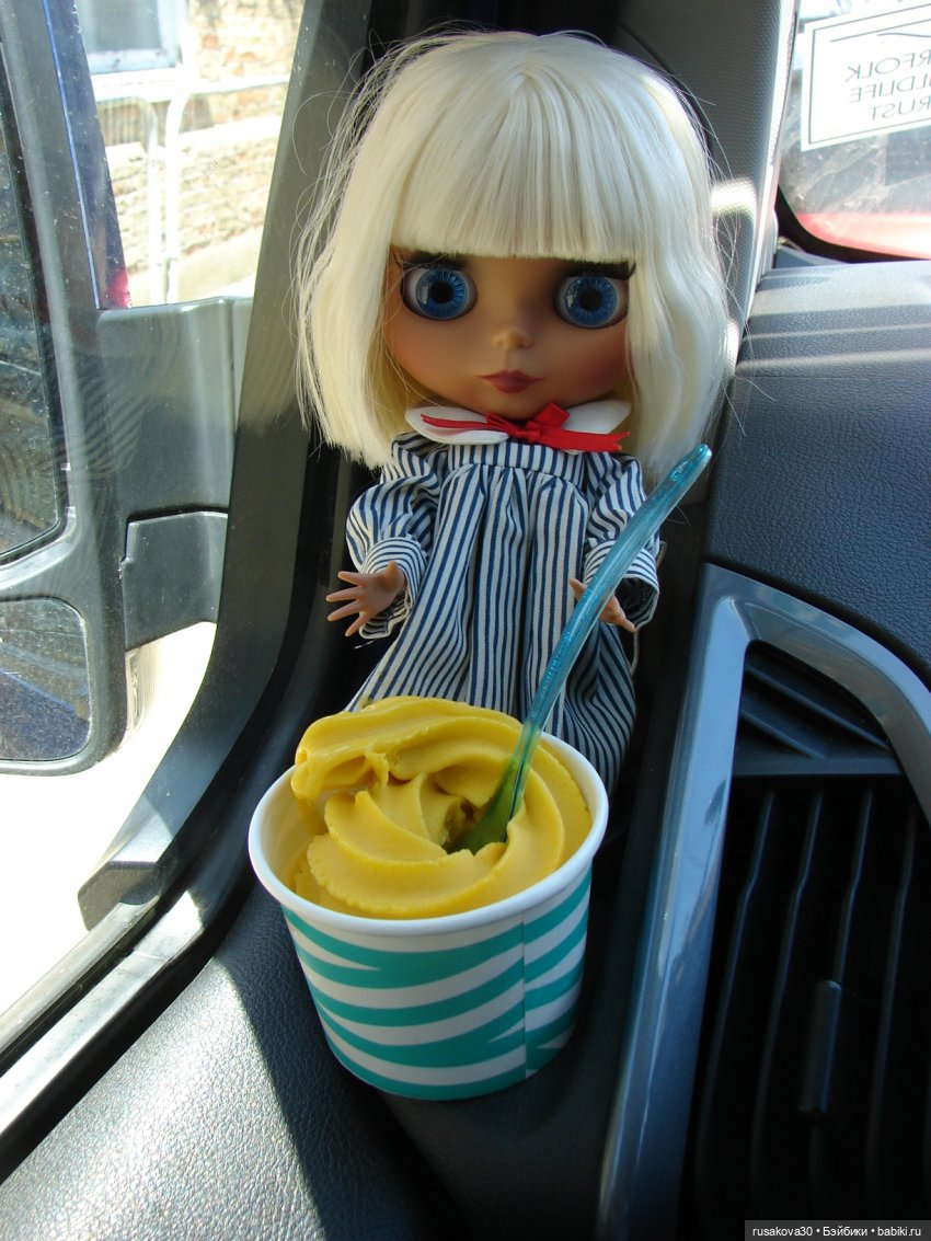 Моя Блайзочка осматривает Англию