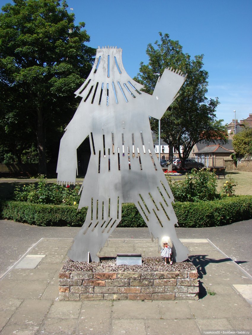 Моя Блайзочка осматривает Англию