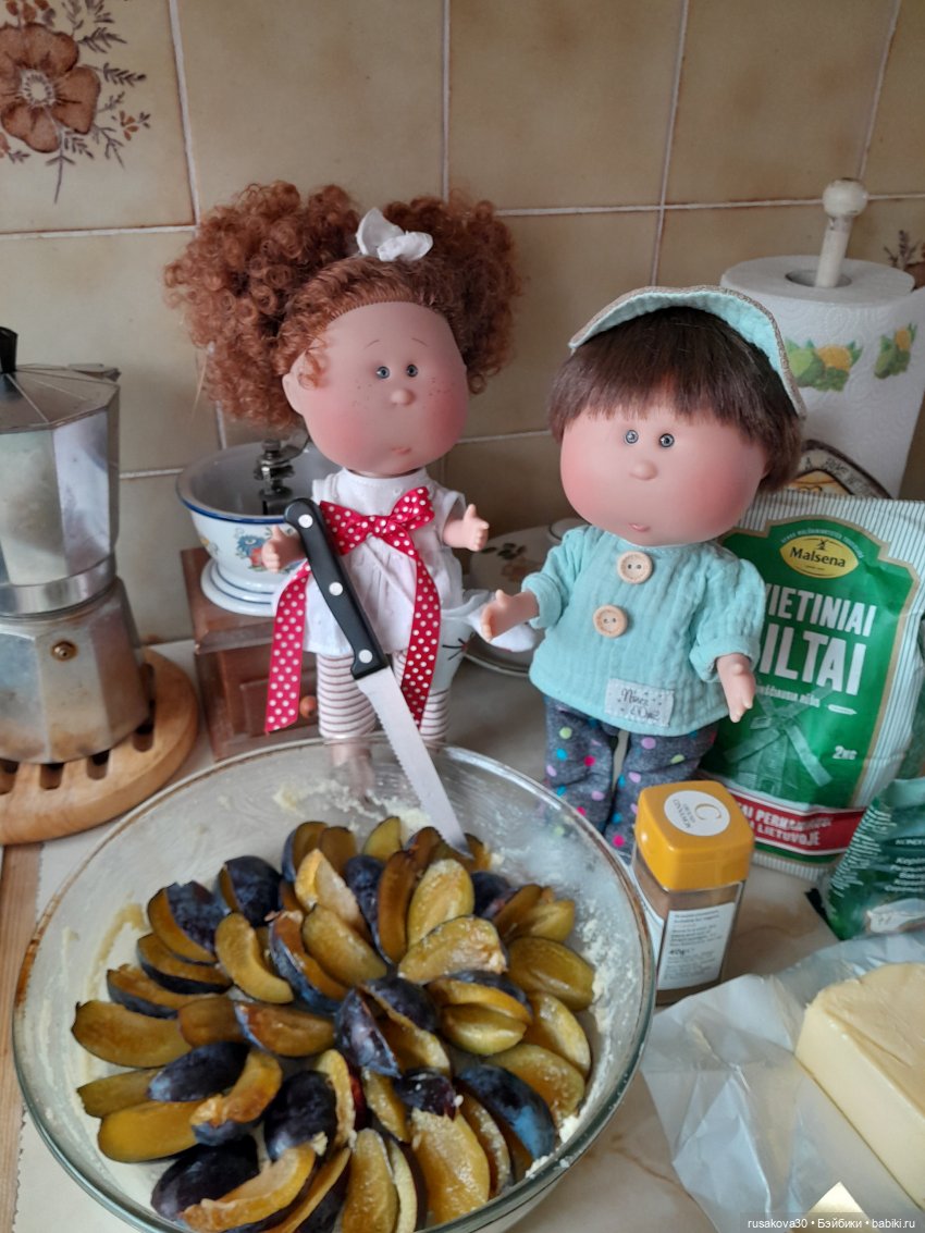 Сами садик мы садили... сами будем поливать