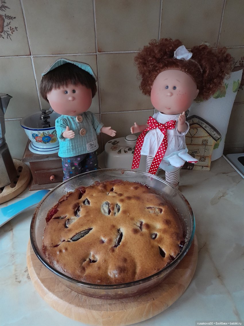 Сами садик мы садили... сами будем поливать