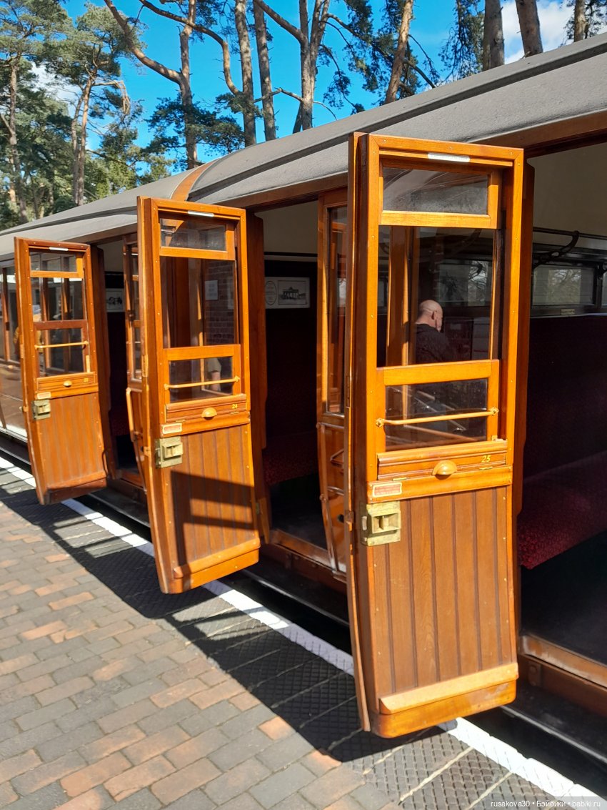 Крот Krtek путешествует по Англии