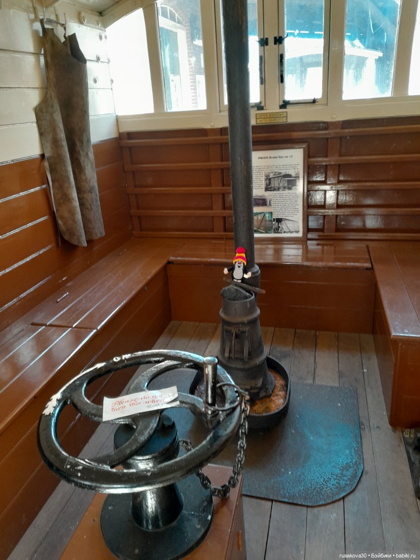 Крот Krtek путешествует по Англии