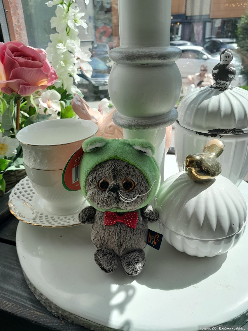 А это кто у нас такой зеленый