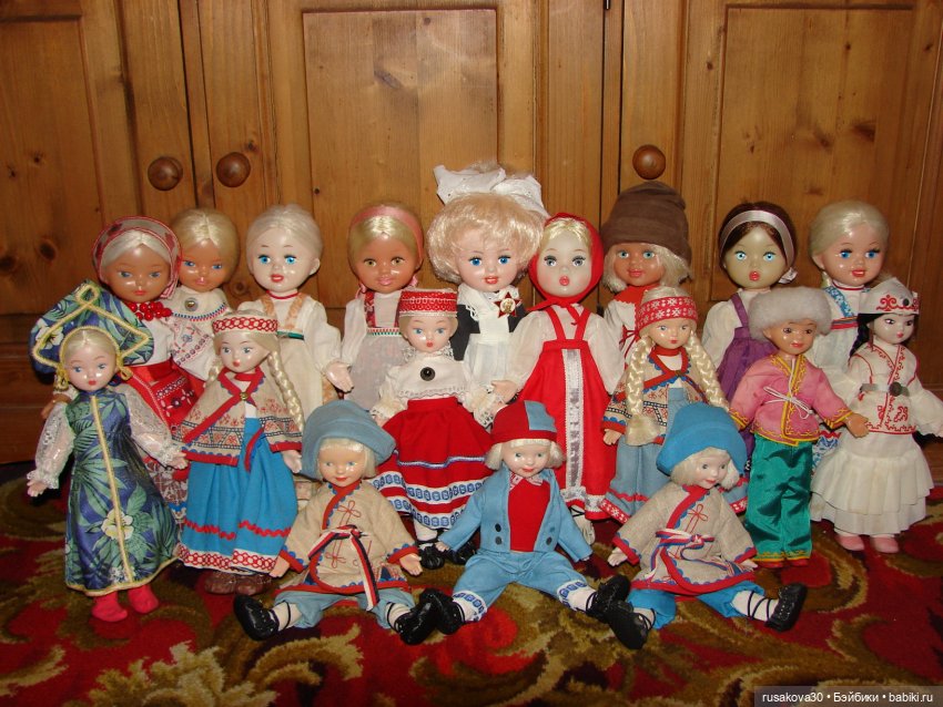 Вот и 10 лет пролетело — Домашние коллекции кукол: фото собраний (фото 4)