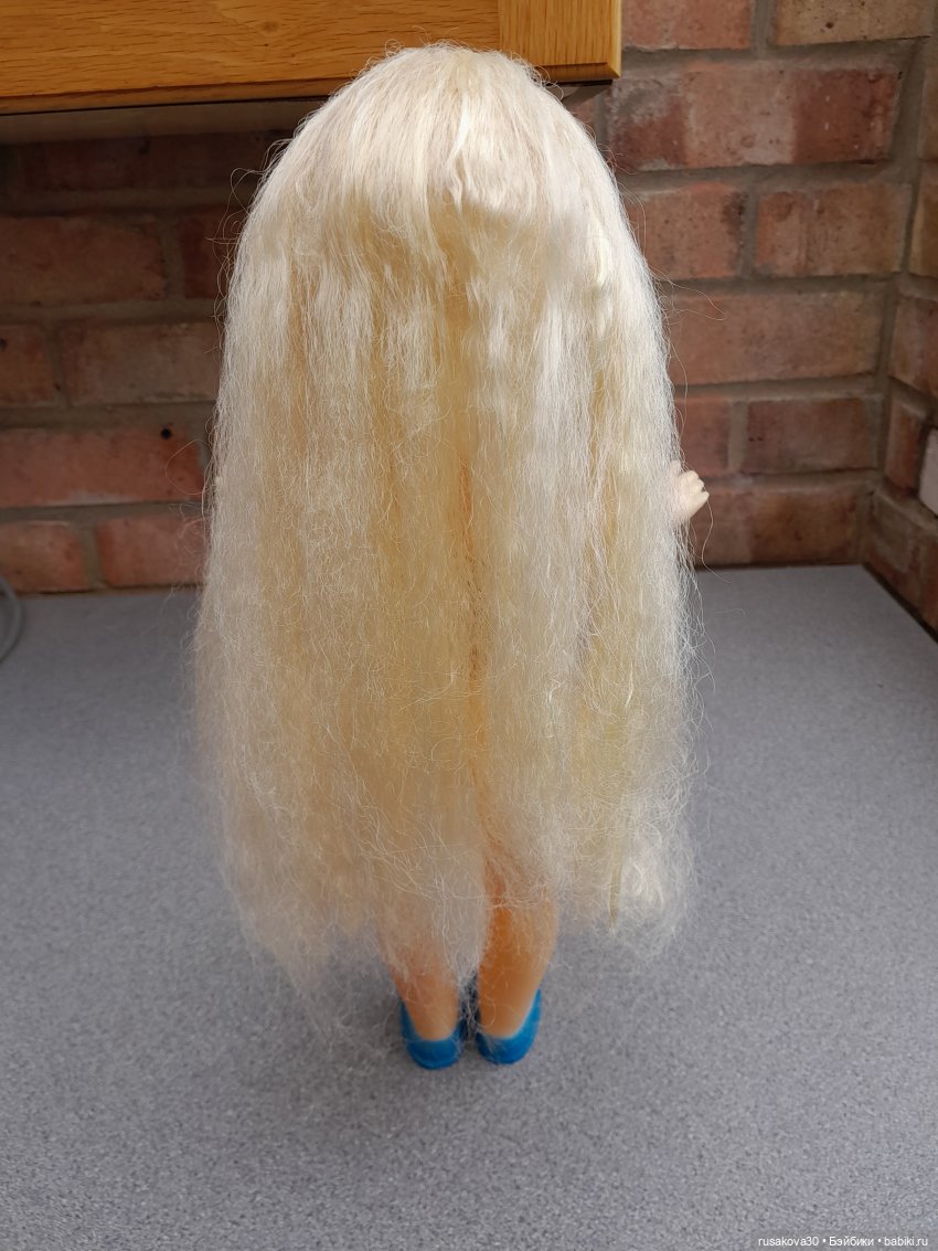 Кукла московской фабрики "Звездочка"