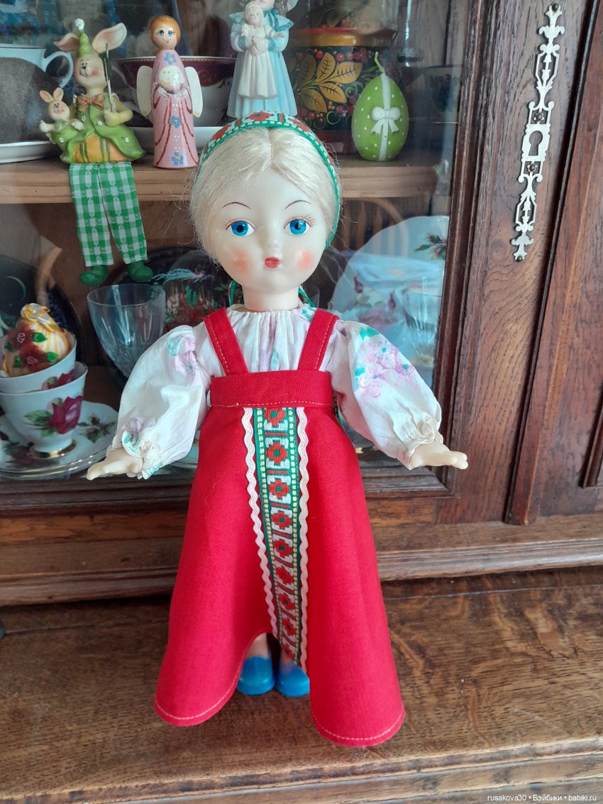 Кукла московской фабрики "Звездочка"