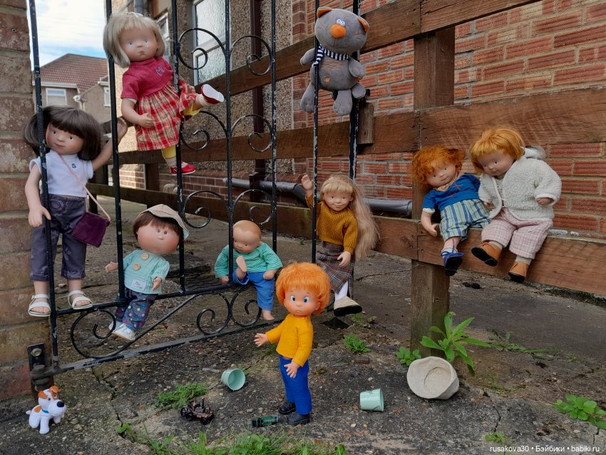 Итоги 2023 года — Коллекции игровых кукол (Playline): фото полок