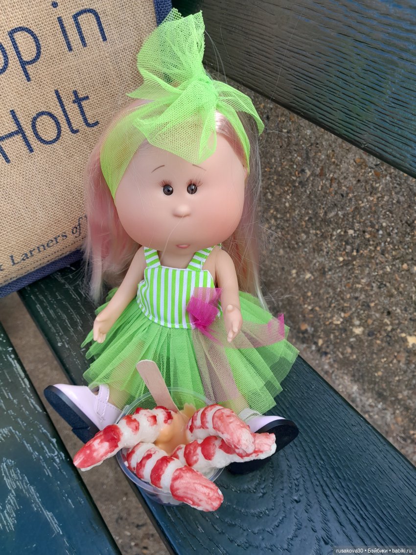 Розовая булочка приехала — Куклы Nines d'Onil (Нинес): Миа (Mia)